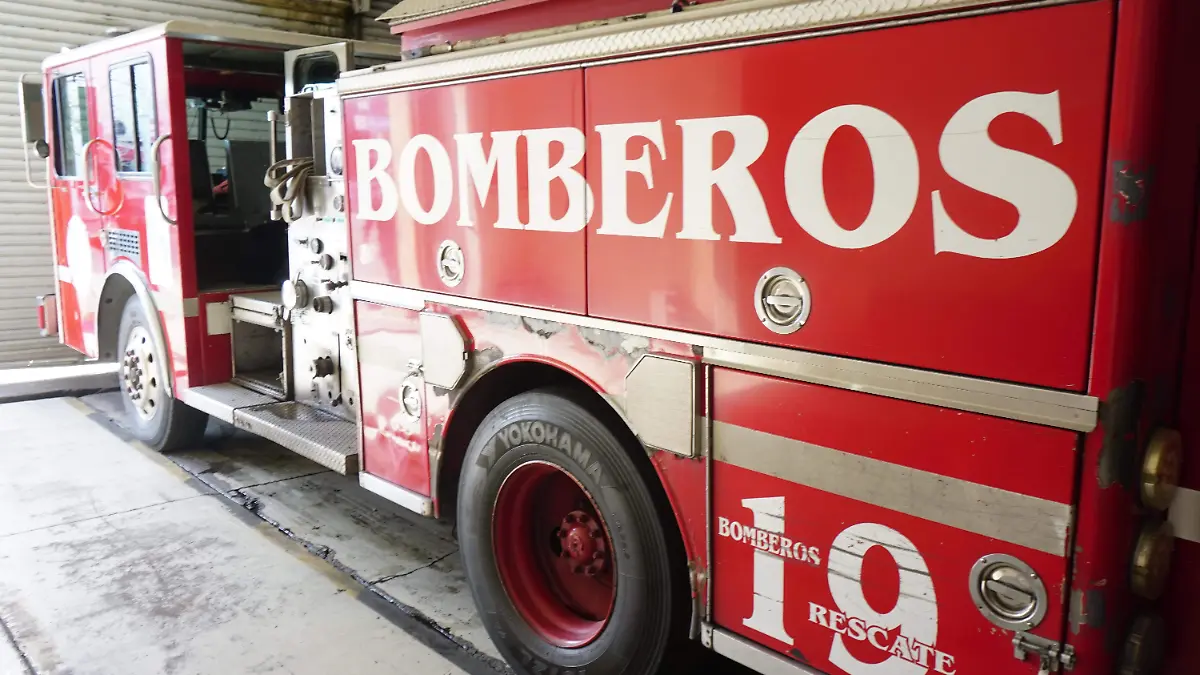 Máquina extintora del departamento de Bomberos